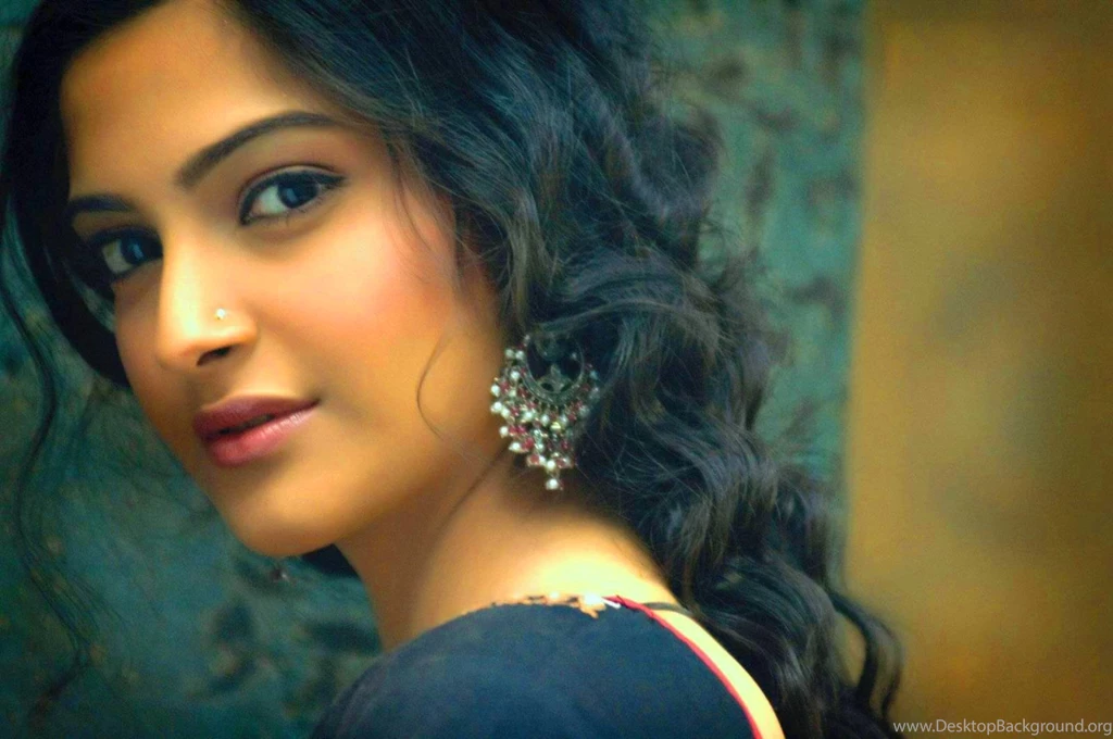 Sonam Kapoor Best Pictures