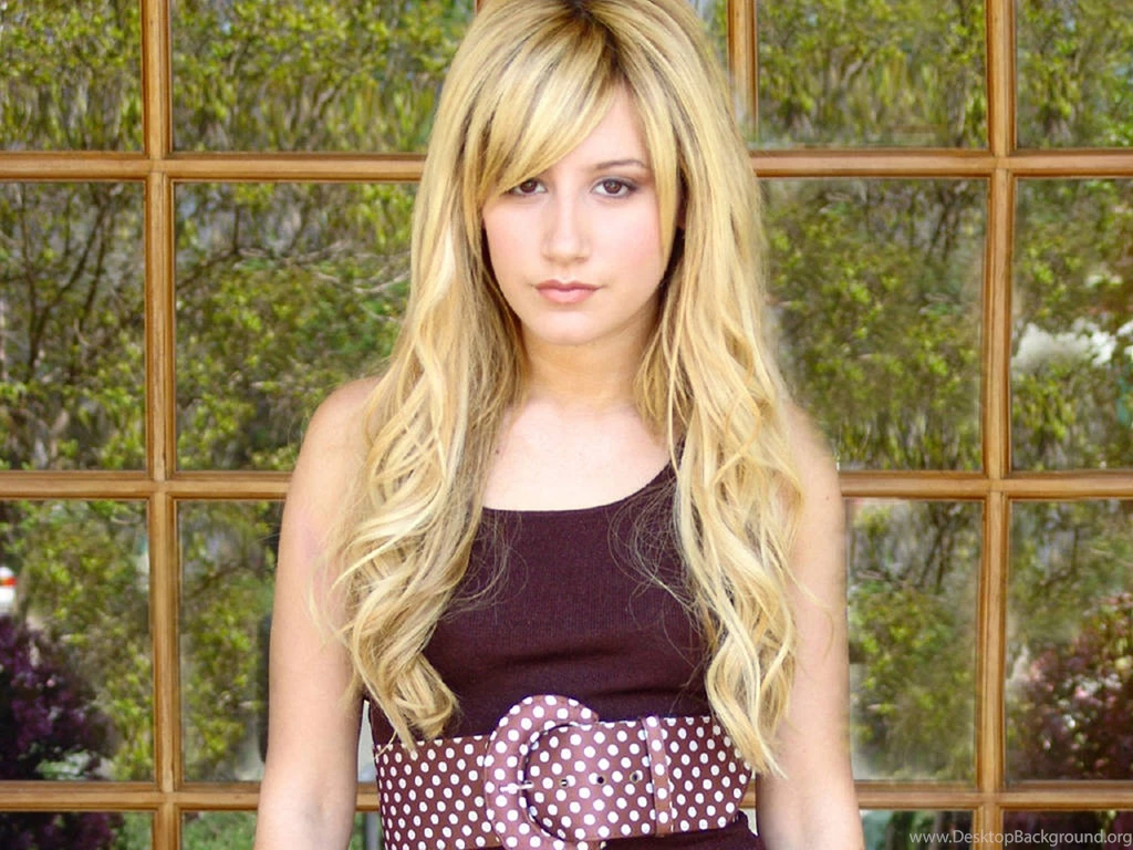 Ashley Tisdale Wallpapers For Desktop In HD 2015