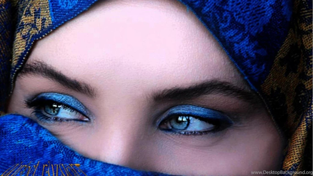 BEAUTIFUL EYE WALLPAPER (