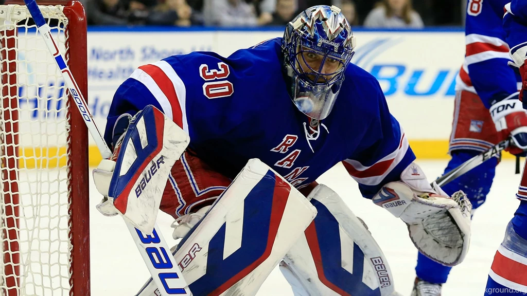Lundqvist Shakes Off Injury Scare To Lead Rangers