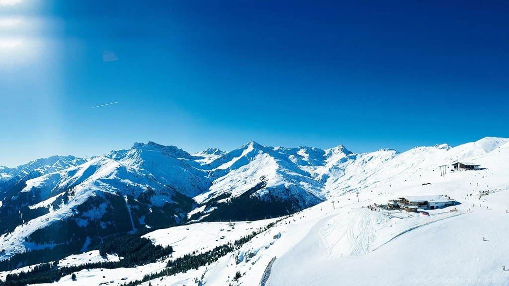 Panoramic View Of Alps Ski Resort   Beautiful Of Alps Snow ...