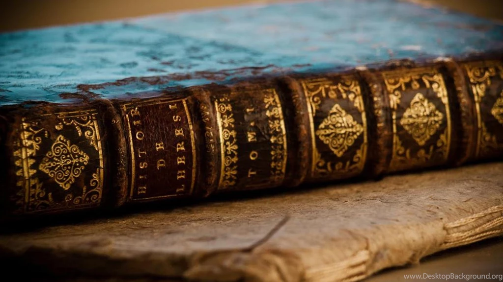 OLD BOOK WALLPAPER (