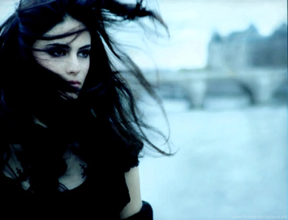 Gothic Girl In Wind Wallpapers From Gothic Girls Wallpapers