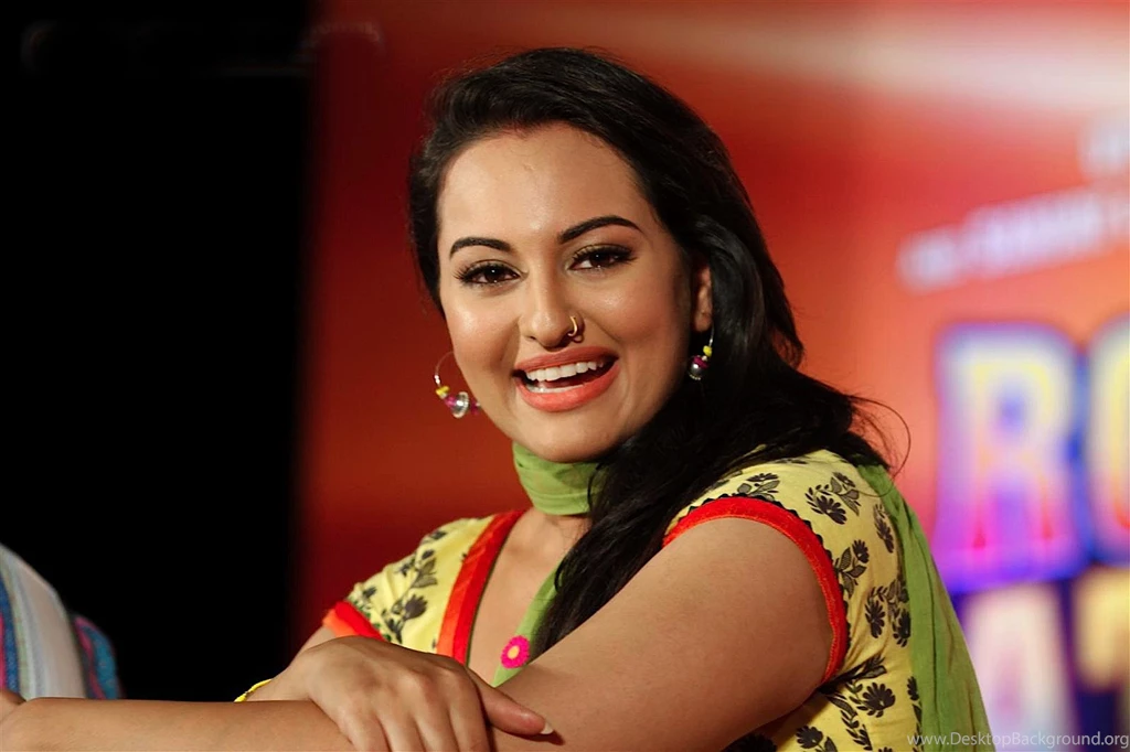 Sonakshi Sinha Hd Wallpapers Wallpapers HD Wide