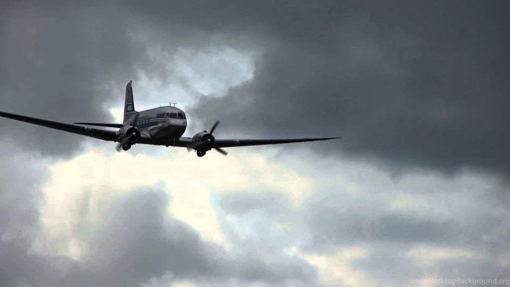 DC 3 Old Aeroplane YouTube