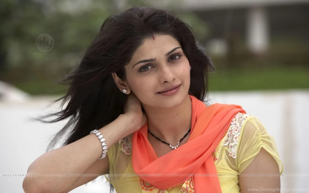 Wallpapers Prachi Desai In Saree Looking Gorgeous Size 1280x800 ...