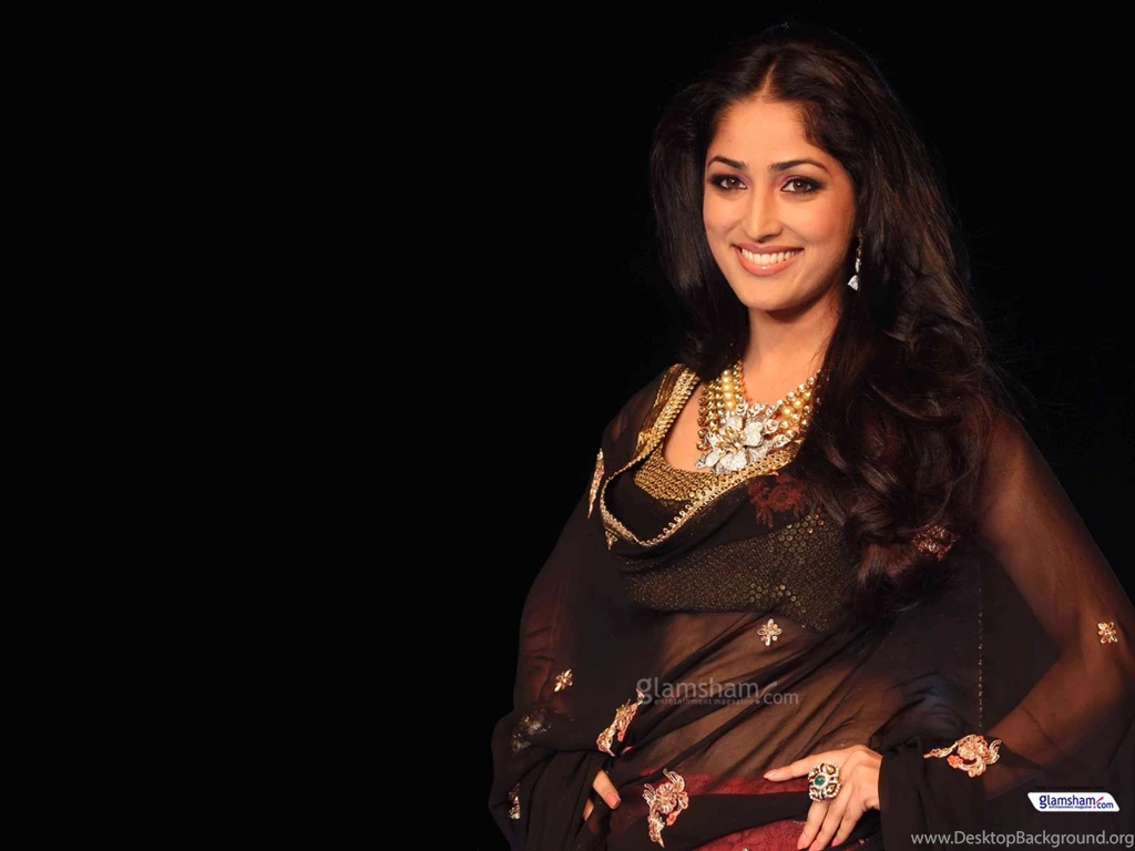 Bollywood Celebs Sizzle On Ramp 53595 Glamsham