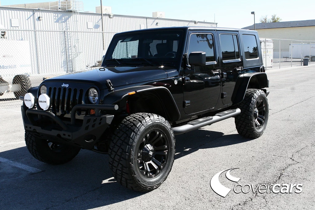 Jeep Wrangler Unlimited Sahara Black   Image