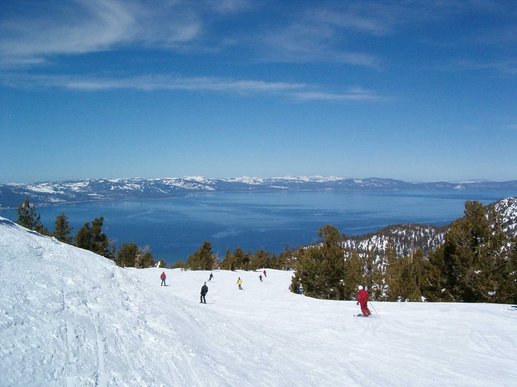 Lake Tahoe Skiing Wallpaper.