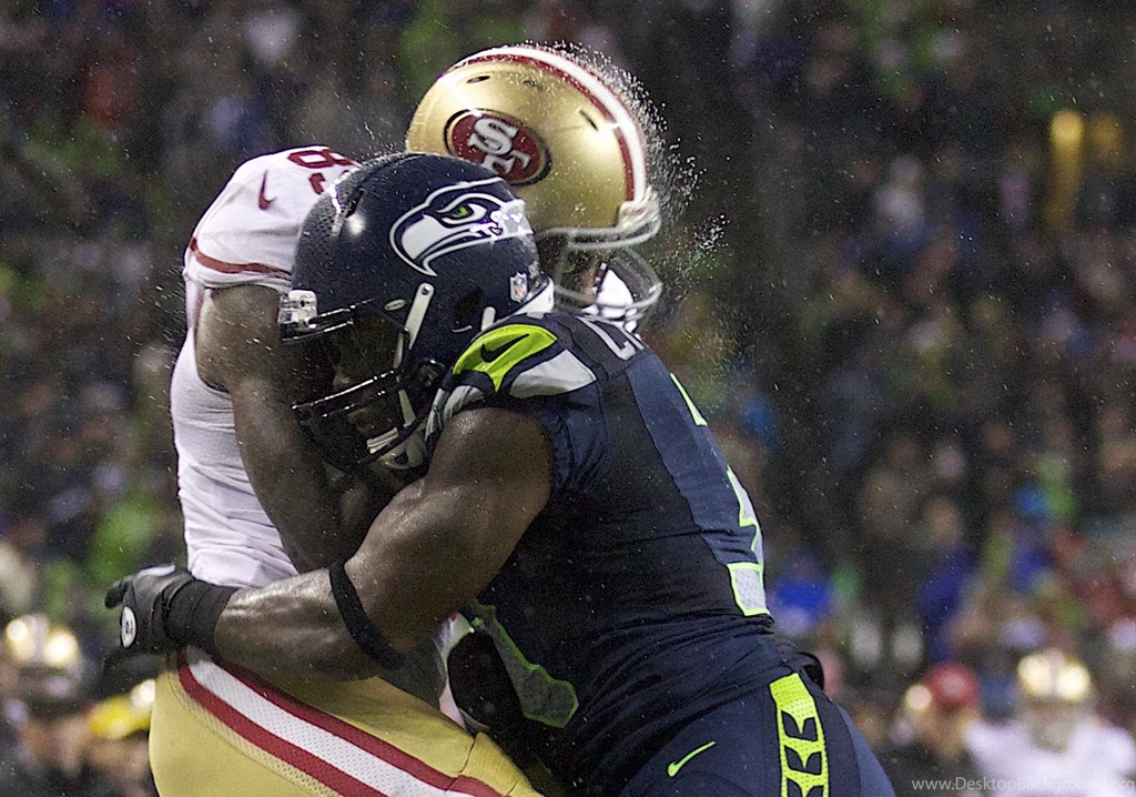Kam Chancellor Hit On Vernon Davis
