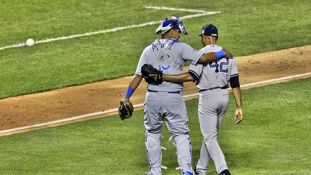 Mariano Rivera And Salvador Perez Wallpapers For iPhone 4