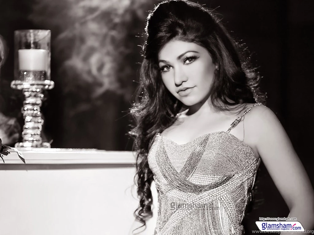 Tulsi Kumar Actress Wallpapers Glamsham