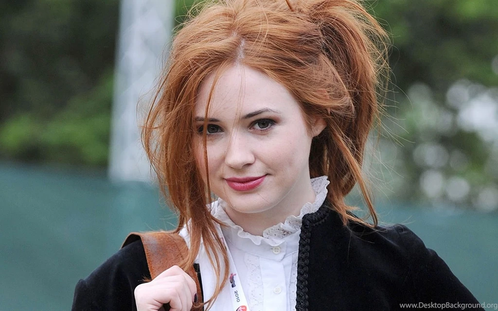Karen Gillan HD Wallpapers