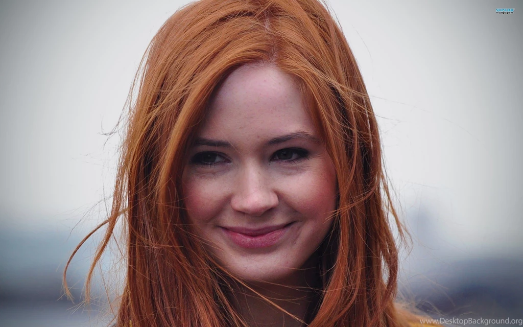 Computer Karen Gillan Celebrity Wallpaper, HQ Backgrounds