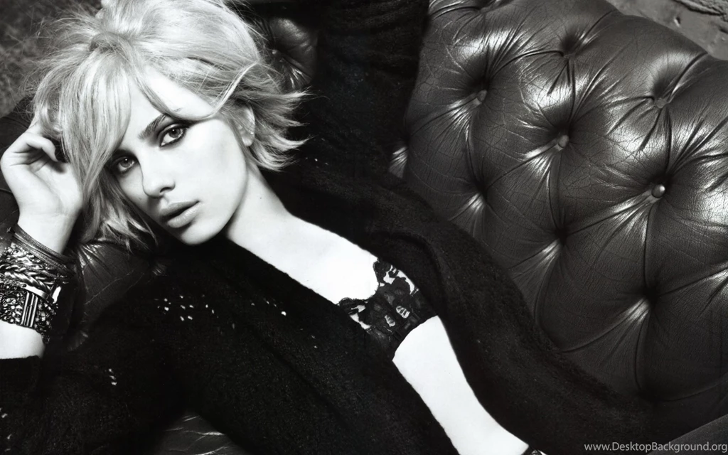 Scarlett Johansson Wallpapers
