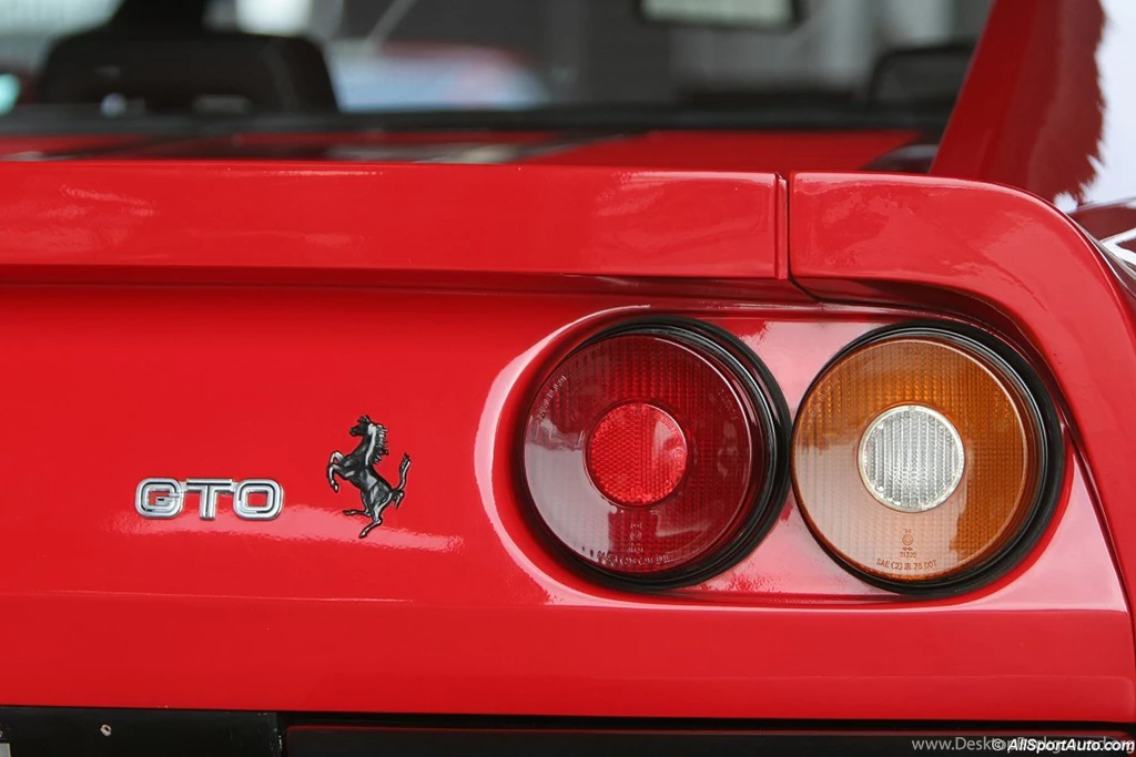 Ferrari 288 GTO ( 1984 ) Wallpapers