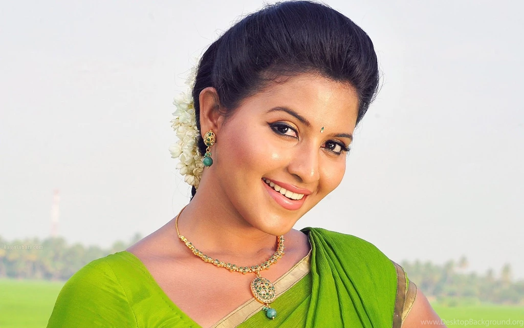 Anjali Cute South Indian Actress