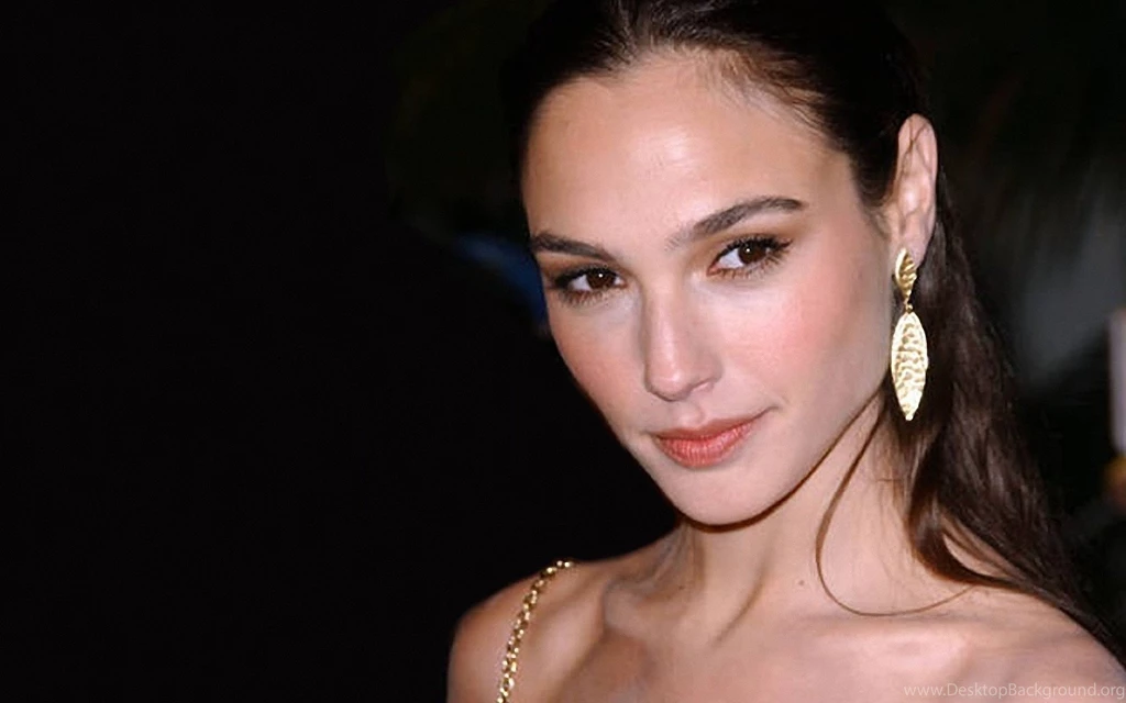 Gal Gadot Wallpapers 26102