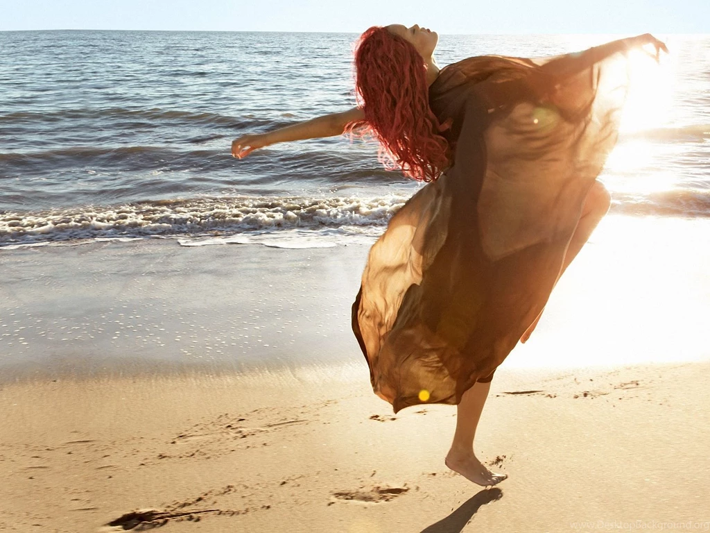 1600x1200 Rihanna Vogue Desktop PC And Mac Wallpapers