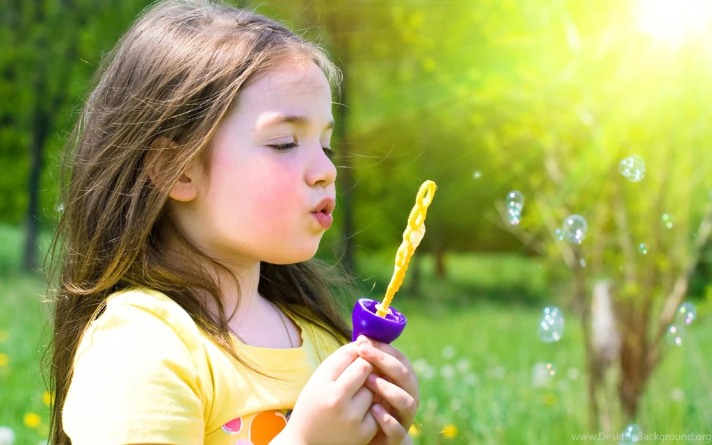 Cute Little Girls Wallpapers