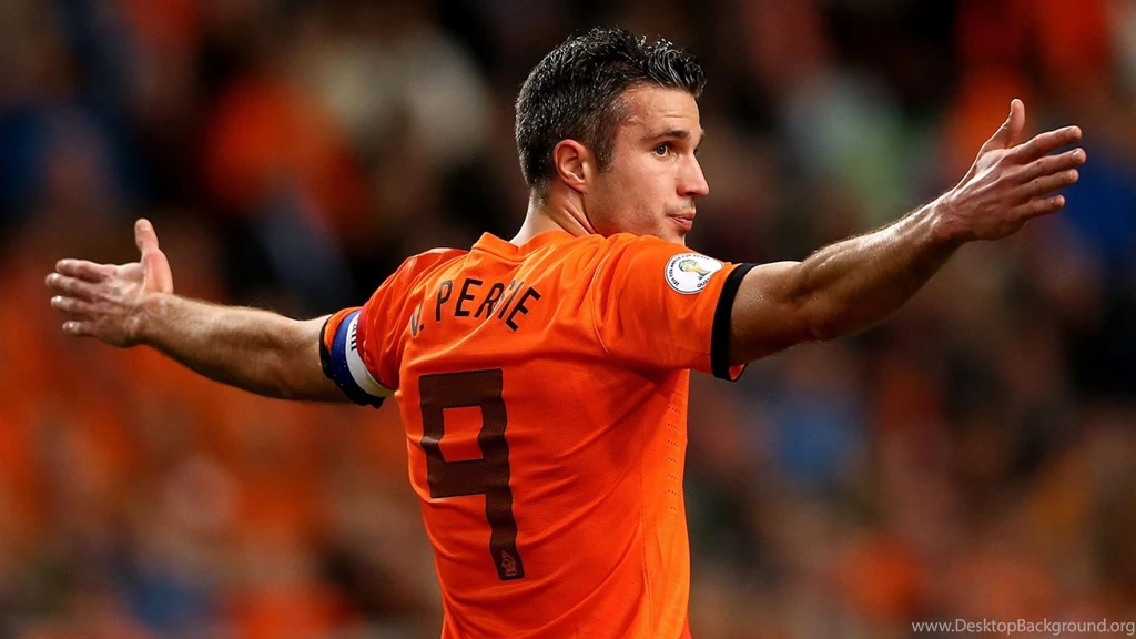 Robin Van Persie In Netherlands Desktop Wallpapers