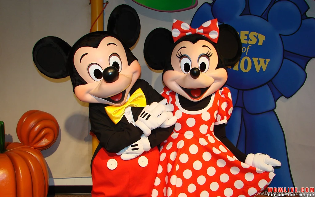 Celebrity Pictures Mak Mbut: Mickey And Minnie Wallpapers