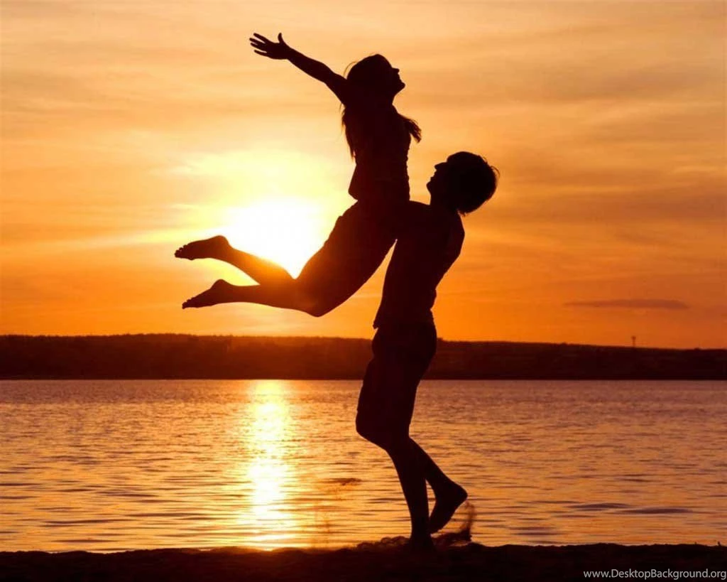 50 Romantic Love Wallpapers For You
