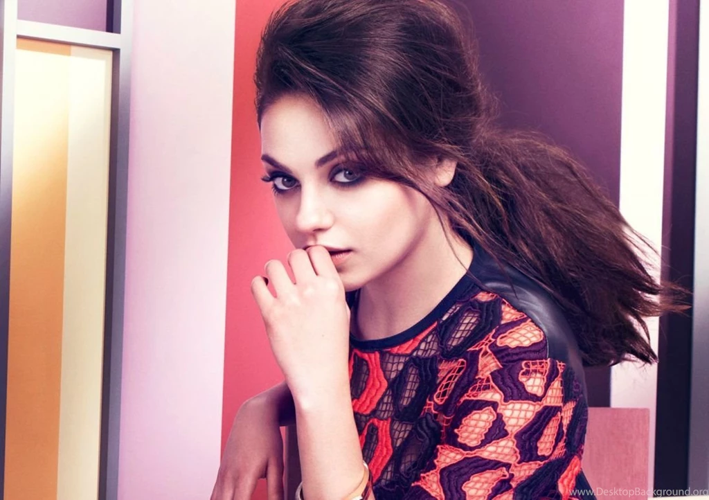 Mila Kunis HD Wallpapers