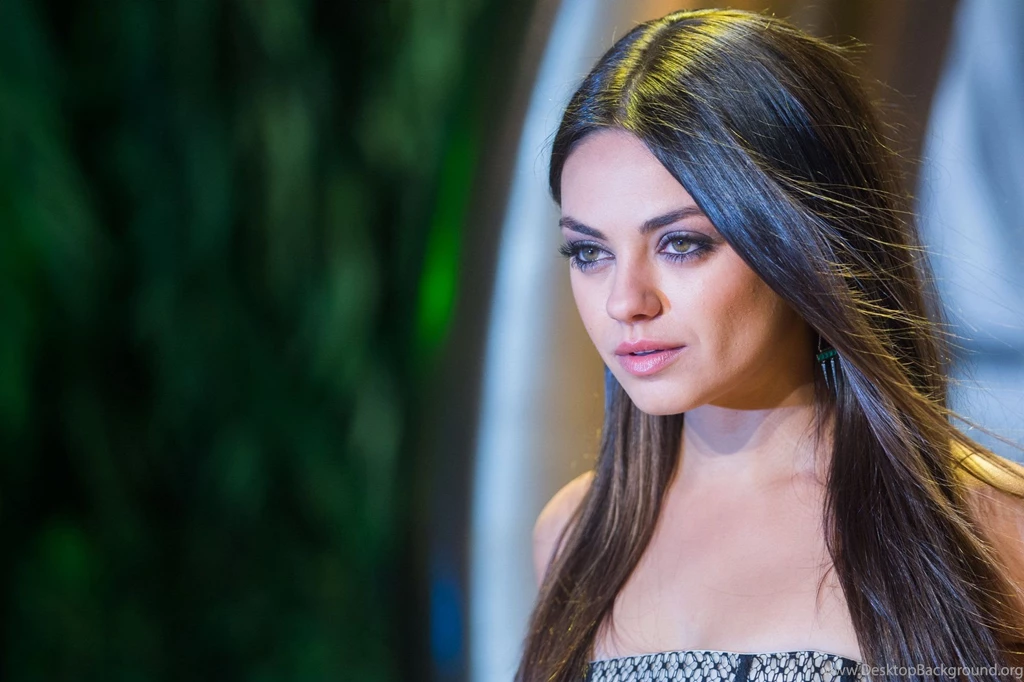 Mila Kunis HD Wallpapers