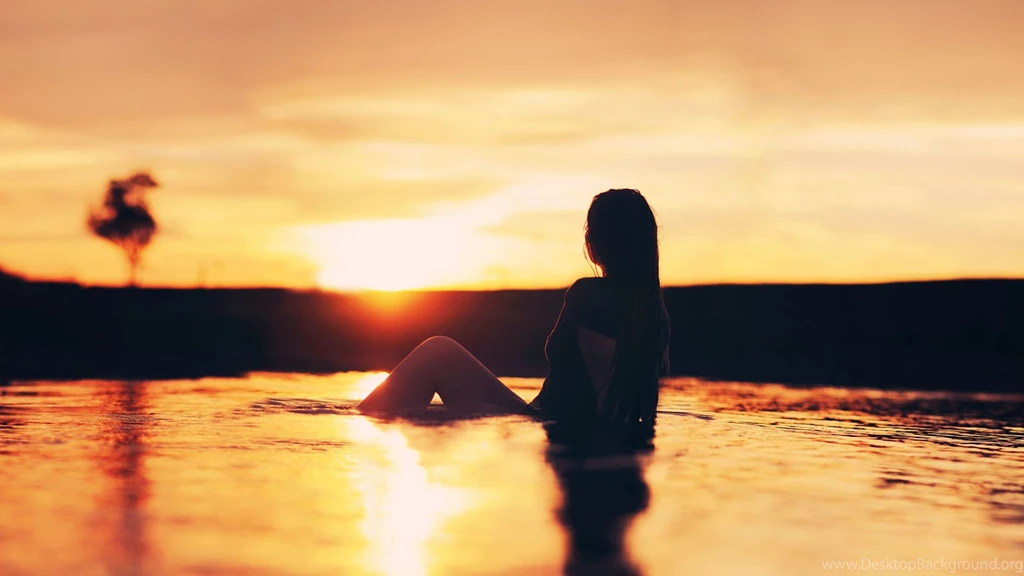 Girl Sunset Wallpapers