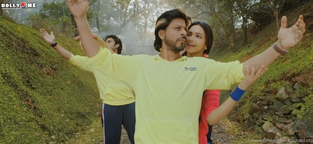 Happy New Year Movie Stills & Wallpapers Deepika Padukone, Shah ...