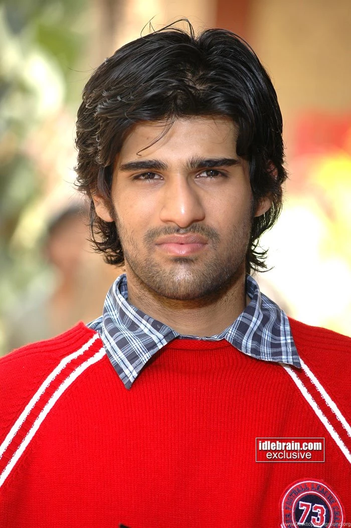 Download Telugu Film Wallpapers