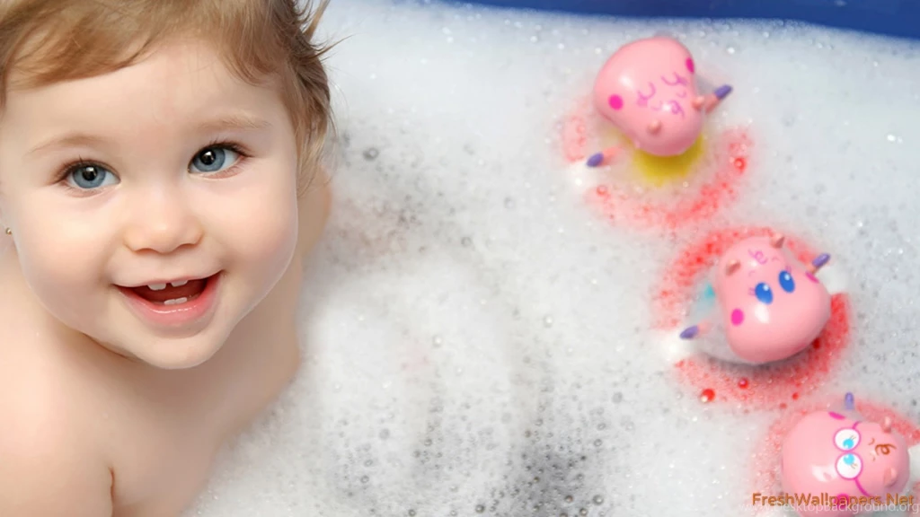 Cute Little Boy Bathing Wallpapers