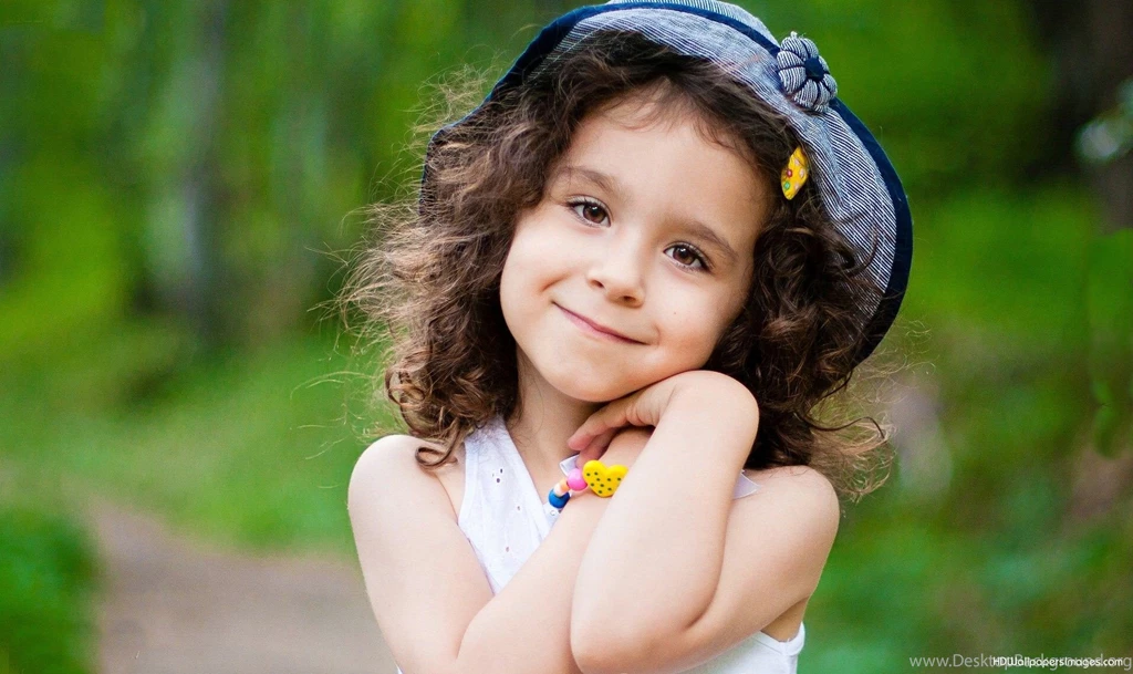 Cute Baby Girl Wallpapers For Mobile The Art Mad Wallpapers