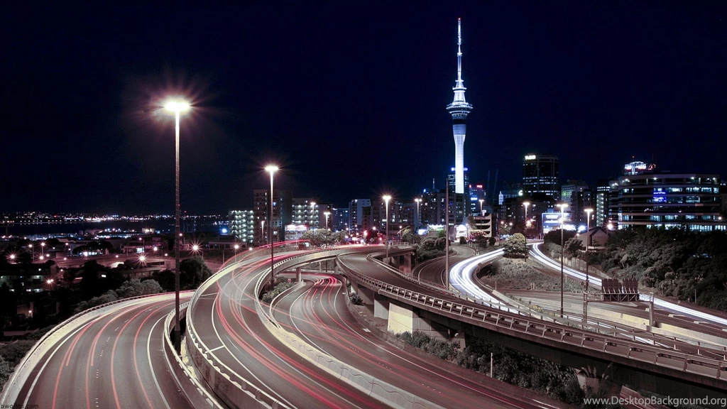 Busy City With Night Traffic HQ Wallpapers (5494)
