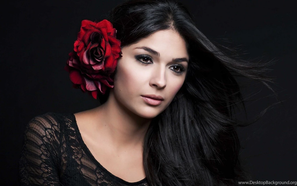 Beauty Woman Brunette Red Rose