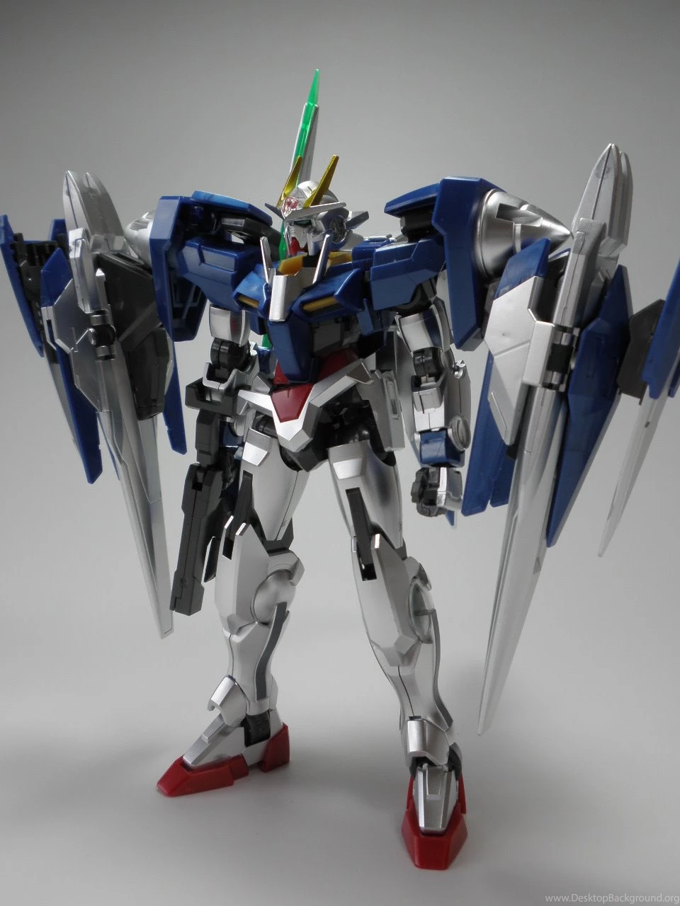 1/144 HG 00 Raiser Gundam: Custom Paint, No.11 Wallpapers Size ...