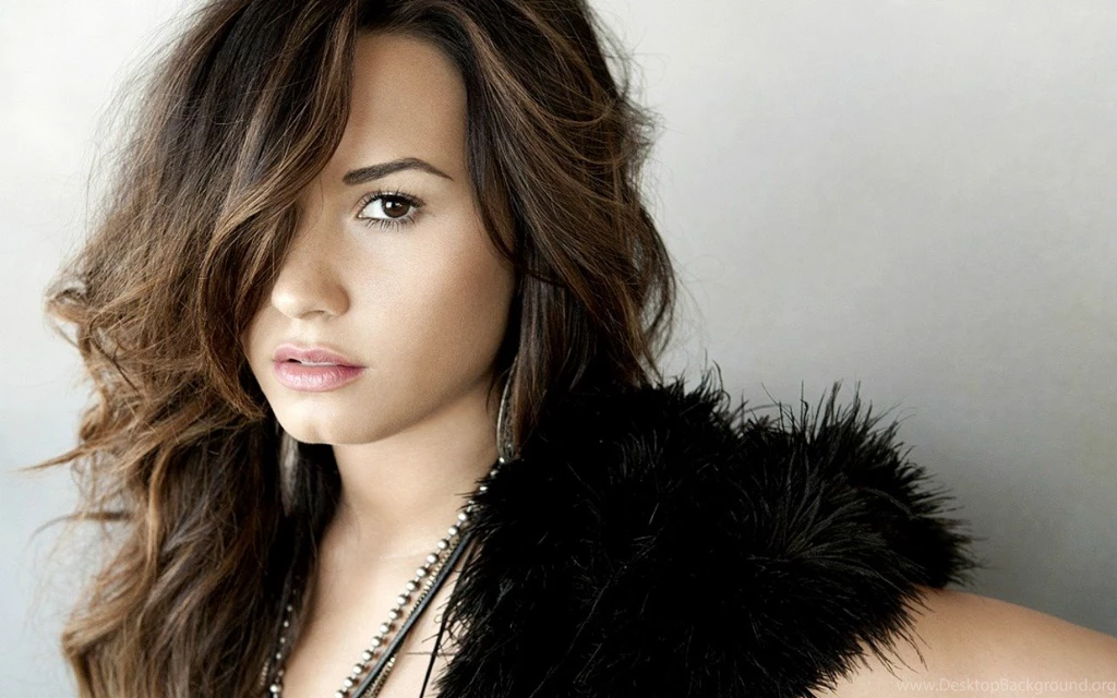 Demi Lovato Wallpapers Collection (41+)