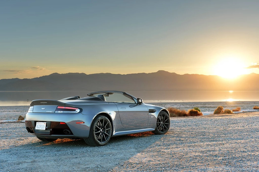 2015 Aston Martin Convertible Wallpaper Backgrounds
