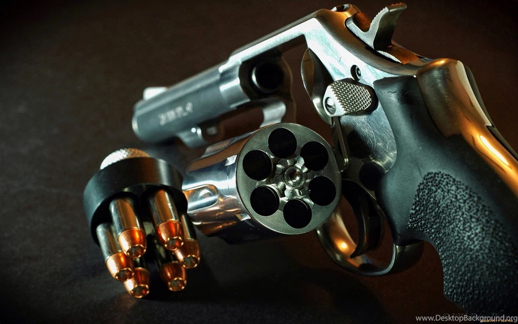Guns HD Wallpapers