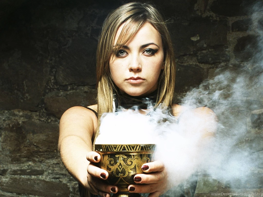 Top 200 Charlotte Church Wallpapers