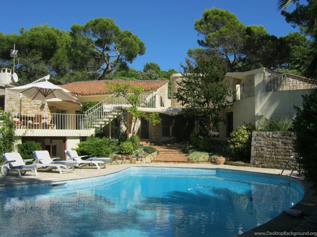 Luxury Bungalow In Mougins With Swimmingpool