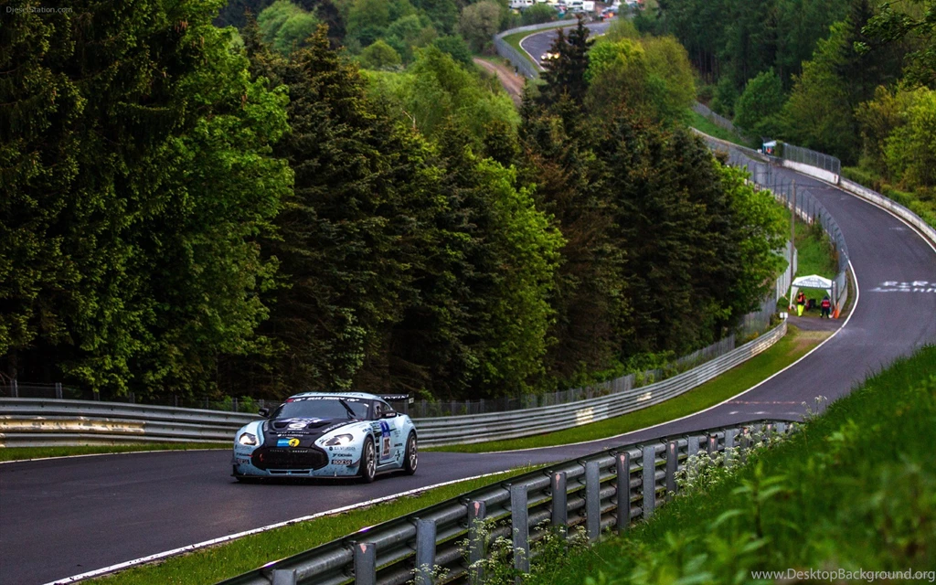 Aston Martin V12 Vantage GT3 At Nurburgring 24 Hours Race ...