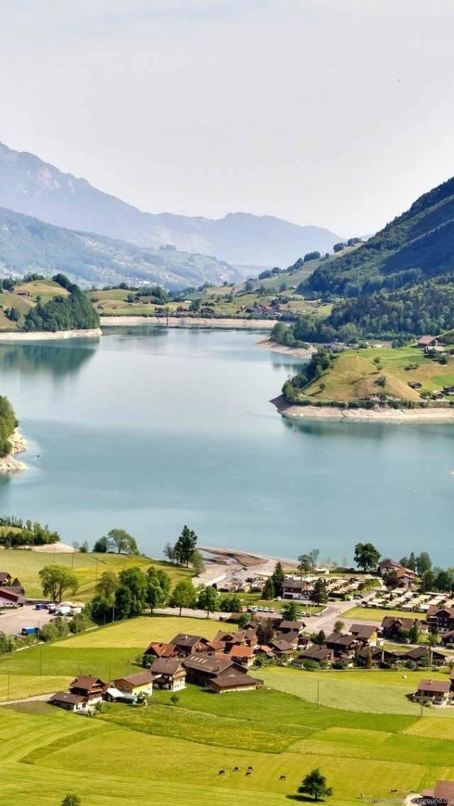 640x1136 Pretty Alps & Nice Village Iphone 5 Wallpapers