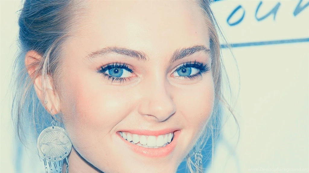 AnnaSophia Robb Beauty HD Photo Wallpapers 10 1366x768 Wallpapers ...