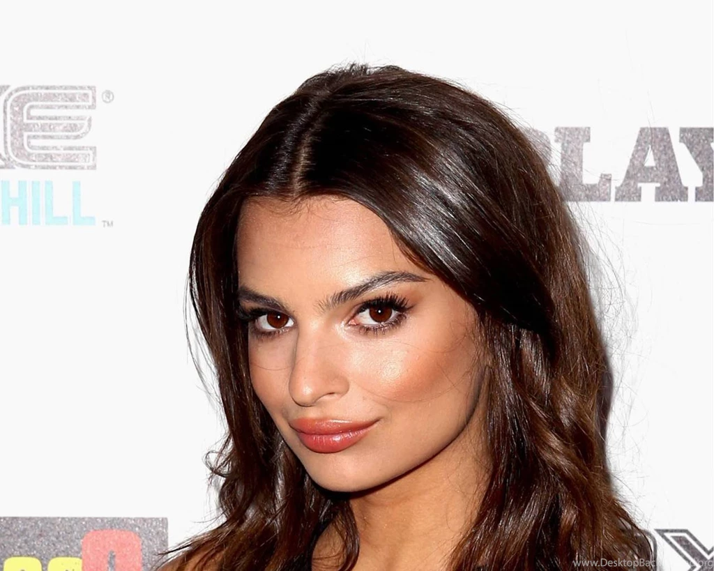 Emily Ratajkowski VIMEO
