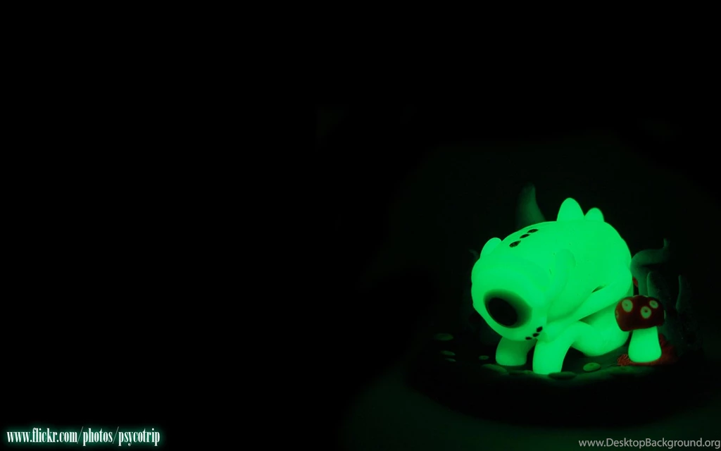 Wallpapers Glow In The Dark 2 By PsycoTrip On DeviantArt