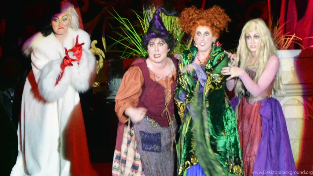 Full Hocus Pocus Villain Spelltacular Show, Multi Angle At ...