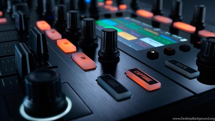 Fondo De Pantalla – Traktor Kontrol S4
