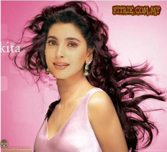 Juhi Chawla Bollywood Actress Pictures Images Photos Wallpapers
